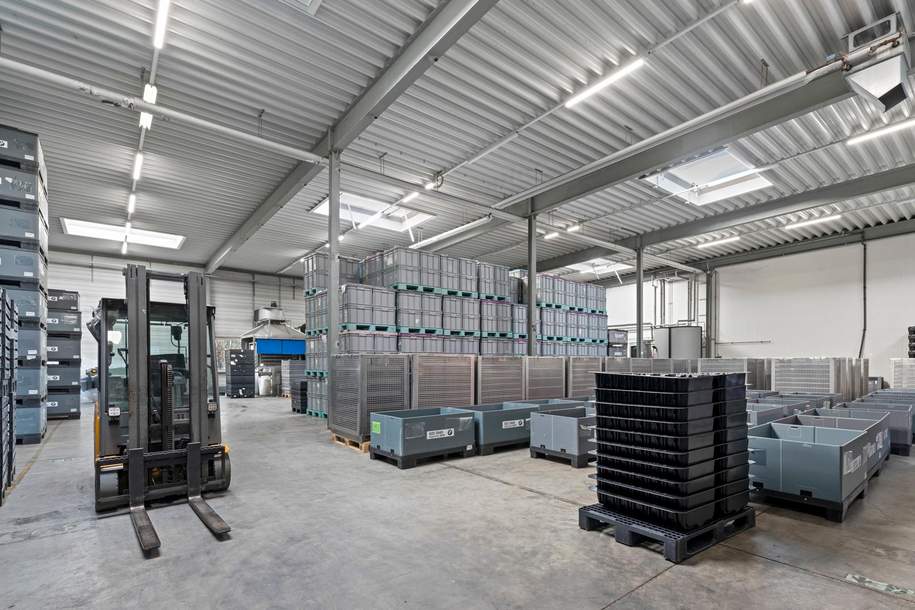 Langenzersdorf - Moderne Lagerhalle, Produktion und Büros - zu vermieten, Gewerbeobjekt-miete, 7,70,€, 2103 Korneuburg