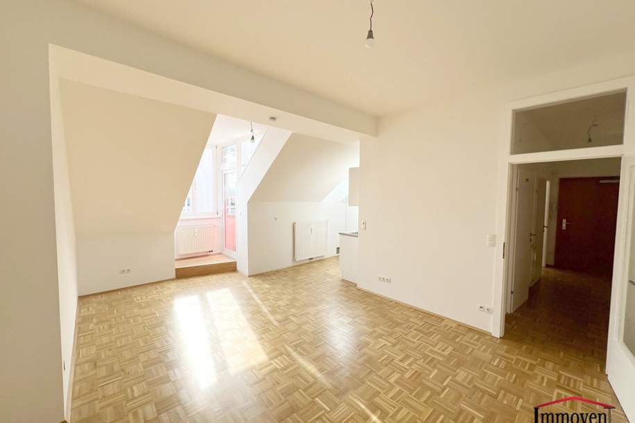 UNBEFRISTET und RUHELAGE - hofseitige, moderne, teilsanierte Dachgeschosswohnung mit Klimaanlage - nahe Karl-Franzens-Universität!, Wohnung-miete, 780,00,€, 8010 Graz(Stadt)
