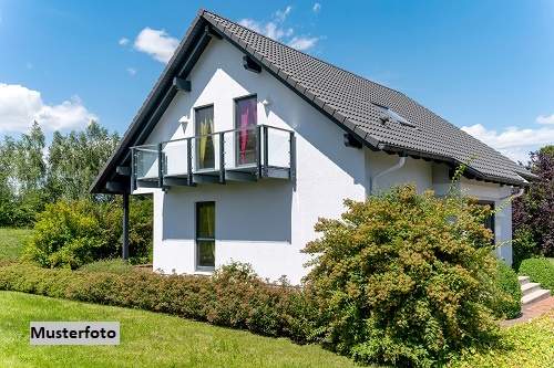 Großzügiges Familienanwesen mit 267 m² Wohnfläche, Wintergarten & 2 Terrassen
