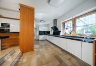 Designerhaus mit Pool - Wohnen auf höchsten Niveau in Wiener Neustadt