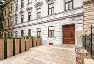 Sanierter Altbau mit modernem Neubau