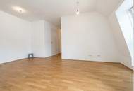 3 Zimmer Dachgeschoss-Wohnung in ruhiger Lage - Großzügige Terrasse - Klimaanlage