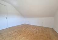 Provisionsfreie Mietwohneinheit in einem Wohnhaus im Obergeschoß in ländlicher Ruhelage.