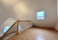 1170! Helle 2-Zimmer-DG-Maisonette mit Galerie Nähe Elterleinplatz!