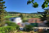 BAUGRUNDSTÜCK MIT WUNDERSCHÖNEM AUSBLICK IN DIE WEINBERGE