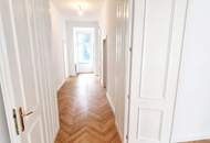 Stuck an der Decke. Gänsehaut im Herzen! 3 Zimmer und separate Küche in Bestlage in 1050 Wien! HIP und TRENDY die Gegend - Magisch schön das Altbauhaus - Ein MUST HAVE die Wohnung! TOP Infrastruktur + Beste öffentliche Anbindung!