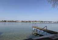 UFERPARZELLE mit renoviertem Badehäuschen und eigenem Badesteg auf Pachtgrund - zu verkaufen