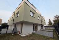 ERSTBEZUG! SCHLÜSSELFERTIG. 144 m² WOHNNUTZFLÄCHE, 5 ZIMMER, 2 BÄDER, 3 WC's, TRAUMHAFTE DACHTERRASSE MIT 31 m², INKLKUSIVE KFZ-STELLPLATZ.