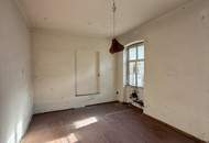 IN BESTER KREMSER INNENSTADTLAGE - BESTANDSFREIES ZINSHAUS!!