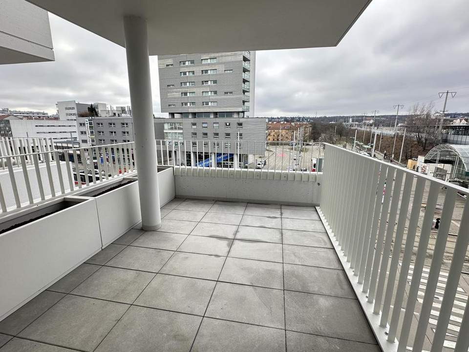 ZU HAUSE DIREKT AN DER U3