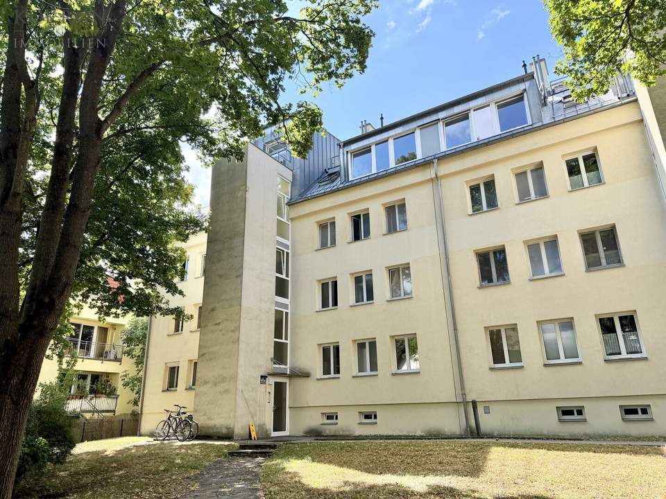 Starterwohnung im Grünen - Öffis gut erreichbar - Garage inklusive!