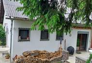 Einfamilienhaus mit parkähnlichem, großen Grundstück