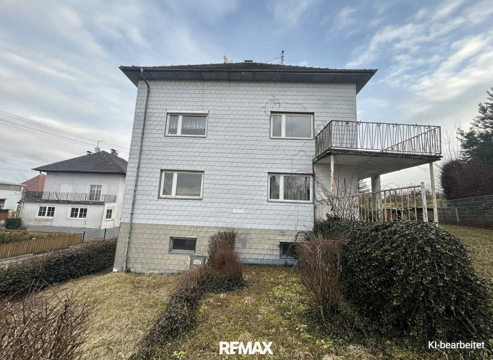 Sanierungsbedürftiges Wohnhaus in begehrter Stadtrandlage von Braunau am Inn
