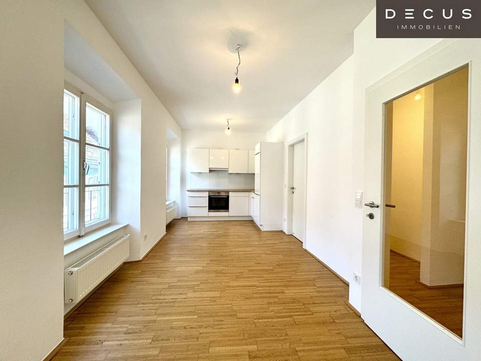 | CHARMANTE 2 ZIMMER-WOHNUNG | inkl. SCHRANKRAUM | ca. 52m² | 3. OG. | HELL &amp; GEMÜTLICH | TOP LAGE | INNENSTADT | NÄHE HAUPTPLATZ