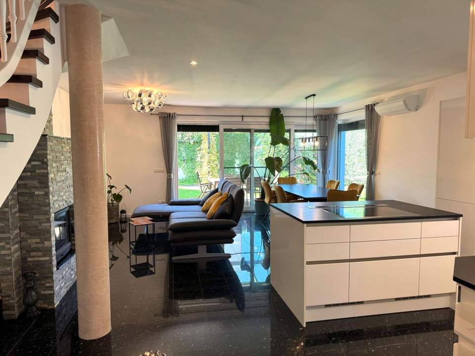 " Exklusive Doppelhaushälfte!"