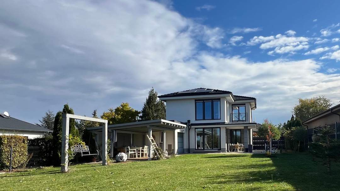 Modernes Einfamilienhaus im Südburgenland - mit Panorama Ausblick und schönem Garten!