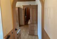 Zell am See: Wohnung mit Potenzial zum Modernisieren