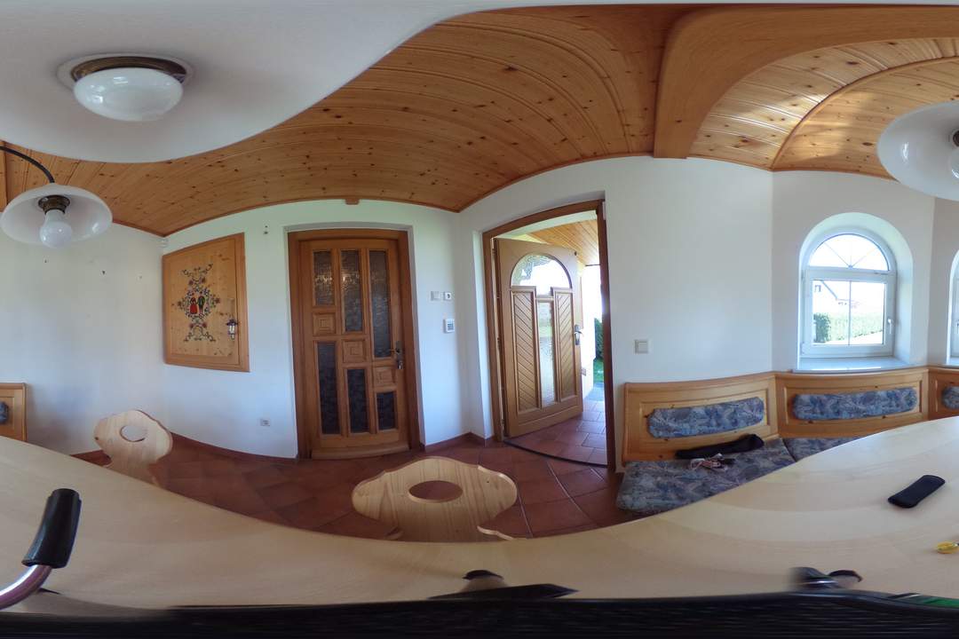 EINMALIGE CHANCE! Gemütliches Einfamilienhaus mit blickgeschütztem, großen Garten