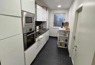 Stadthaus mit Geschäftslokal 2 Wohnungen &amp; Dachterasse