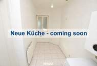 Renovierte DG-Wohnung in U-Bahn-Nähe (U3) – Top Anbindung