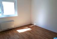 Schöne 2 Zimmer Wohnung mit Loggia in zentraler Lage