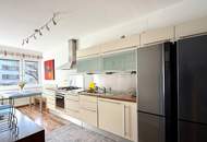 Familientaugliche 3 Zimmer-Wohnung mit Loggia