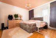 Gepflegtes Einfamilienhaus mit großem Garten, Garage &amp; Ausbaupotenzial in Hauskirchen