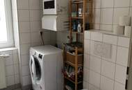 2-Zimmer-Wohnung mit kleinem Balkon nahe Schweizer Garten / Rennweg