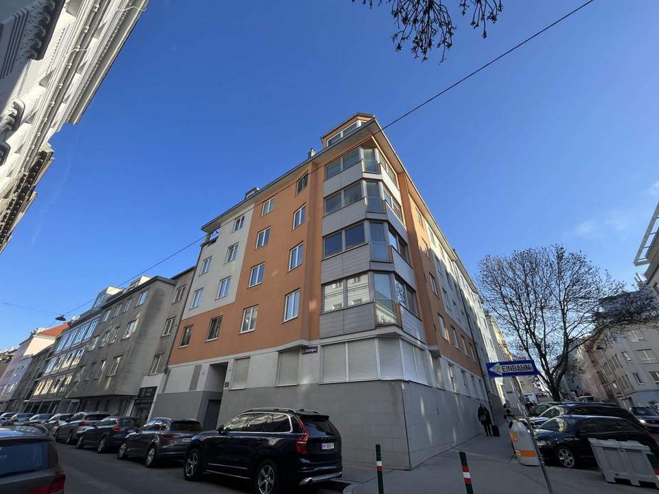 Optimal geschnittene 2-Zimmer- Wohnung - U6 nur 2 min. zu Fuß