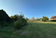 "Haus &amp; Grundstück – Baugrund inklusive!"