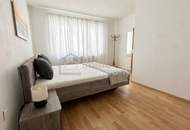 Großzügiges Ein- oder Zweifamilienhaus mit sonniger Dachterrasse