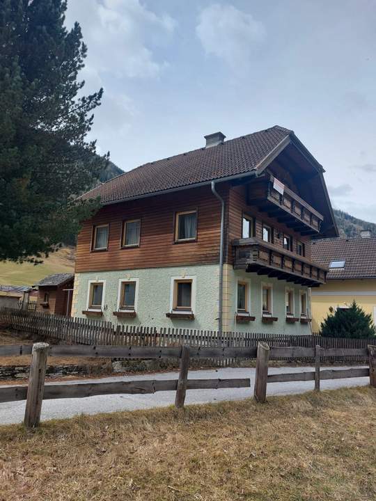 Geräumiges Familienhaus mit Garten und Balkon in Vordermuhr (Provisionsfrei)