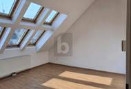 Preisreduktion! HELLER DACHGESCHOSSHIT MIT BALKON IN RUHIGER LAGE