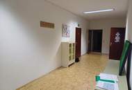 Einzelbüro mit ca. 22m² im 1. OG eines historischen Gebäudes!