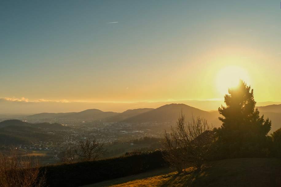 BESTER AUSBLICK! IHRE GÄSTE WERDEN NACH DIESEM AUSBLICK NICHT MEHR GEHEN WOLLEN! Verwirklichen Sie sich Ihren Traum vom Wunsch-Eigenheim auf diesem einmaligen Grundstück! NICHT VERPASSEN!, Grund und Boden-kauf, 1.399.000,€, 8044 Graz-Umgebung