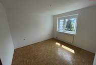2-Zimmerwhg. im Grünen – mit Balkon & Garage!