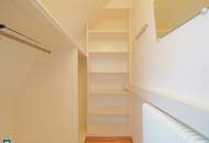 CHARMANTE 3-ZIMMER-DACHGESCHOSSWOHNUNG MIT DACHTERRASSE UND GRÜNBLICK