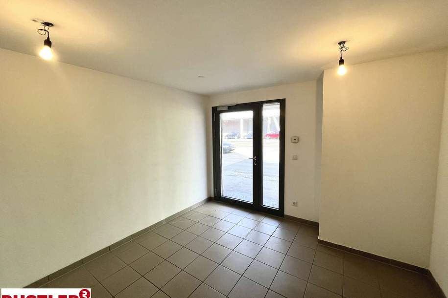 Kleines Geschäftslokal mit guter Sichtbarkeit in 1220 Wien, Gewerbeobjekt-miete, 445,28,€, 1220 Wien 22., Donaustadt