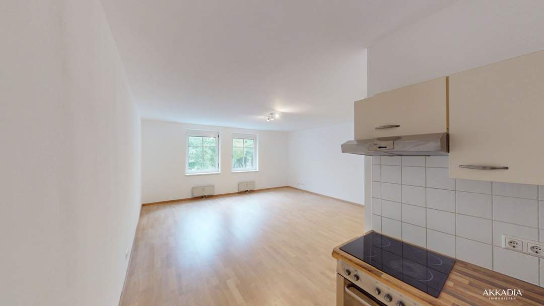 Helle 2,5-Zimmer-Wohnung im 2. Liftstock – ruhige Lage mit Grünblick & optionalem Garagenplatz