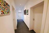 Wohnjuwel mit 2 Wohnungen (ca. 290 m² Wfl.), 2 Terrassen, Gartenareal mit Pool &amp; Poolhaus - Neuzeug