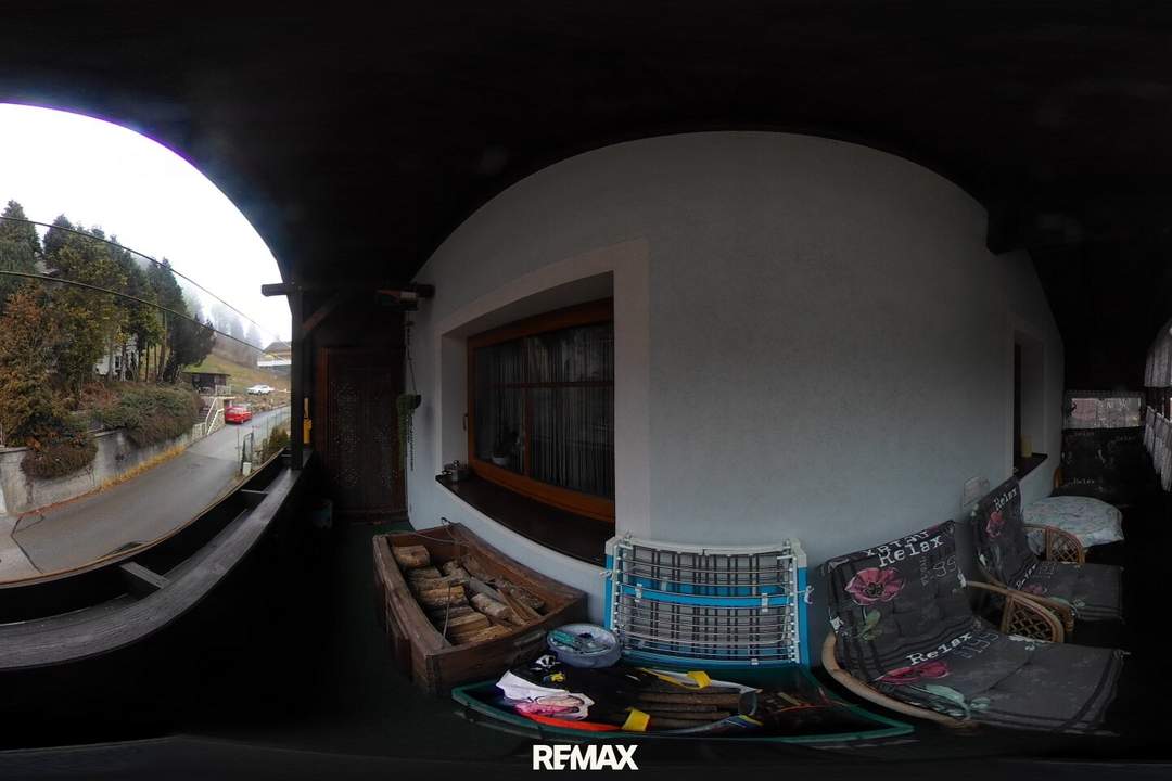 230 m² Wohnfläche | 922 m² Grundstück | PV-Anlage | 3 Balkone | Garage – Ihr neues Zuhause in Mürzzuschlag