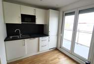 Dachgeschoss in bestem Zustand, 3,5 Zimmer in Ruhelage, große Terrasse.