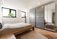 Altbau-Chic im Dachgeschoss | 3-Zimmer Balkonwohnung mit Klimaanlage und Fußbodenheizung
