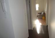 Sonnige Eck-Wohnung, 2 Zimmer Neubau