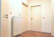 Helle 2-Zimmer Wohnung, Gebäude komplett saniert, ruhige Lage