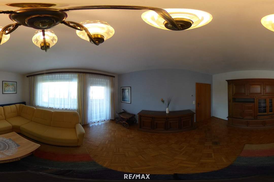 *** Gemeinschaftsprojekt oder Investment? Zwei Häuser, sechs Stellplätze, großes Grundstück in Toplage! ***