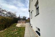 Modernisiertes Wohnhaus mit großem Garten, PV und neuer Fassade in toller Lage in Söchau