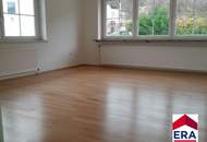 Traumhaftes Mehrfamilienhaus in Mistelbach – 3 Wohneinheiten, top gepflegt, mit Stadtblick und Weinkeller!