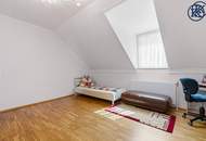 Großzügiges Einfamilien- oder Zweifamilienhaus, das Raum, Ruhe und Wohnqualität vereint.