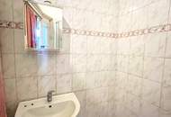 Sanierungsbedürftig: 2-Zimmer Altbauwohnung in ruhiger Lage in Favoriten